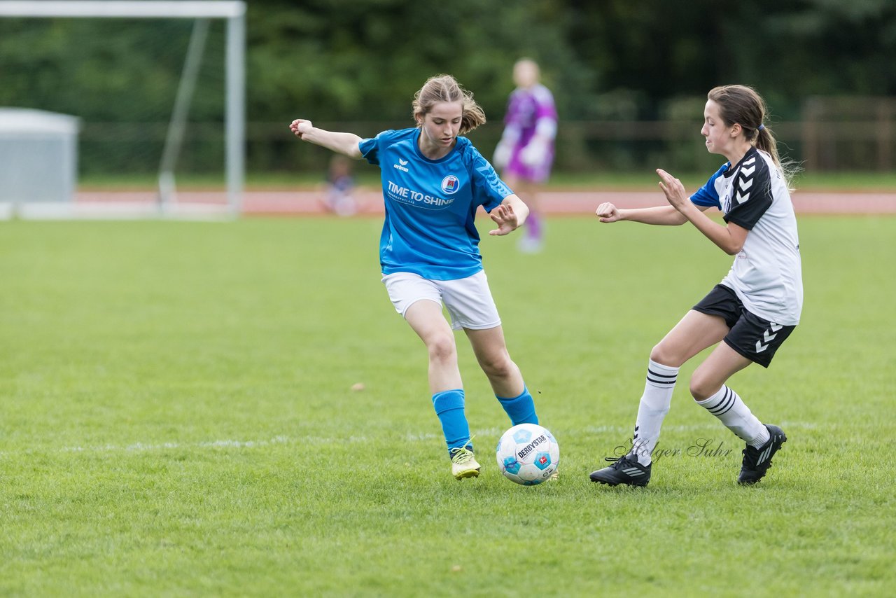 Bild 321 - wBJ VfL Pinneberg - Germania Schnelsen : Ergebnis: 15:1